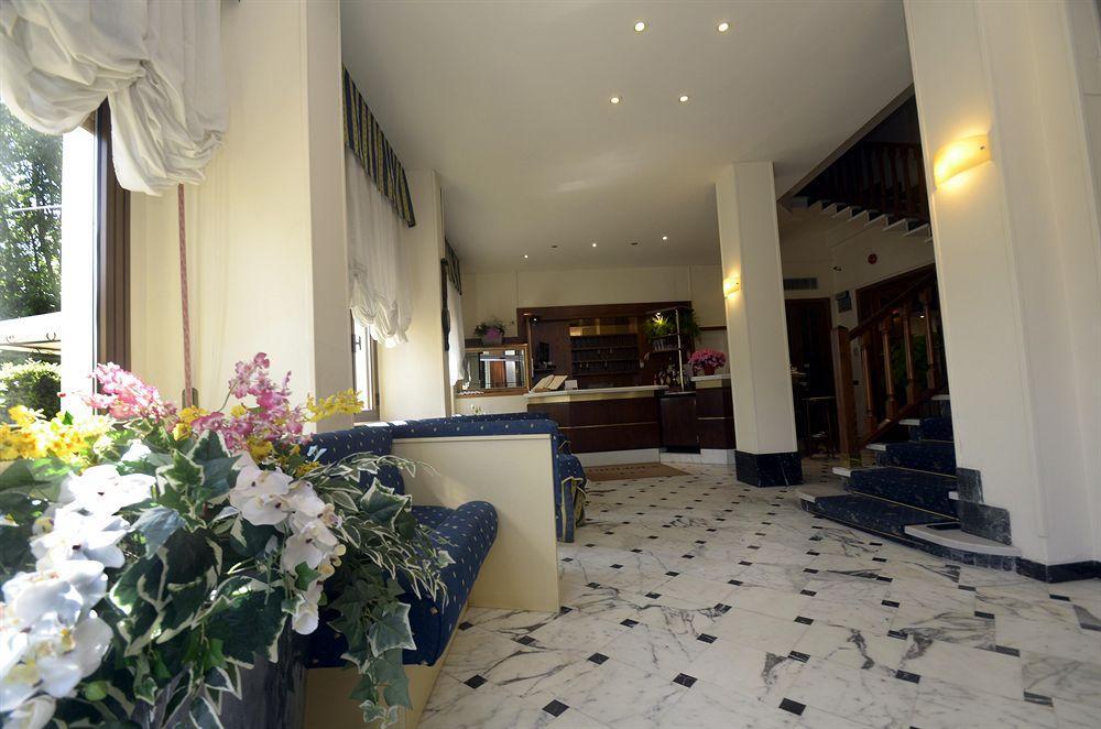 קמאיורה Hotel Gigliola מראה חיצוני תמונה